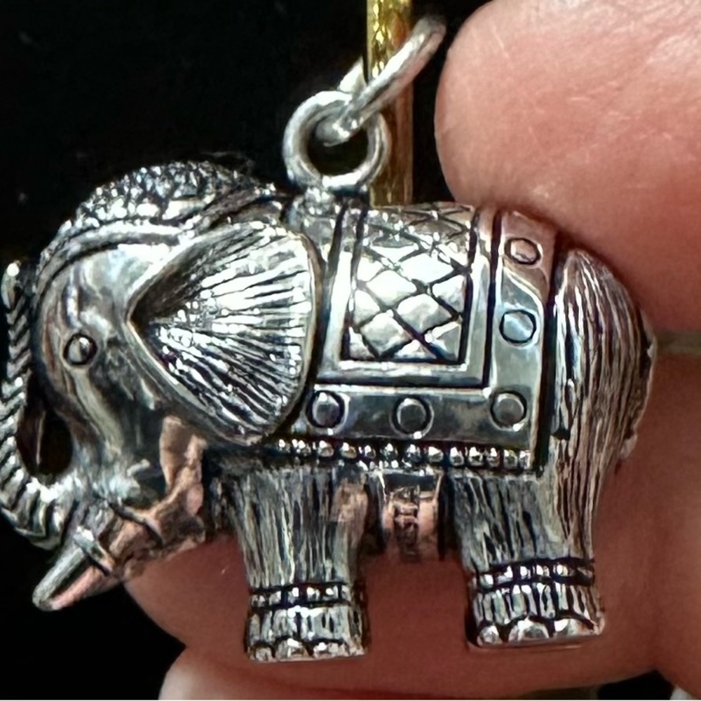 ATI Indonesia Sterling 925 Silver Bali
Elephant Pendant